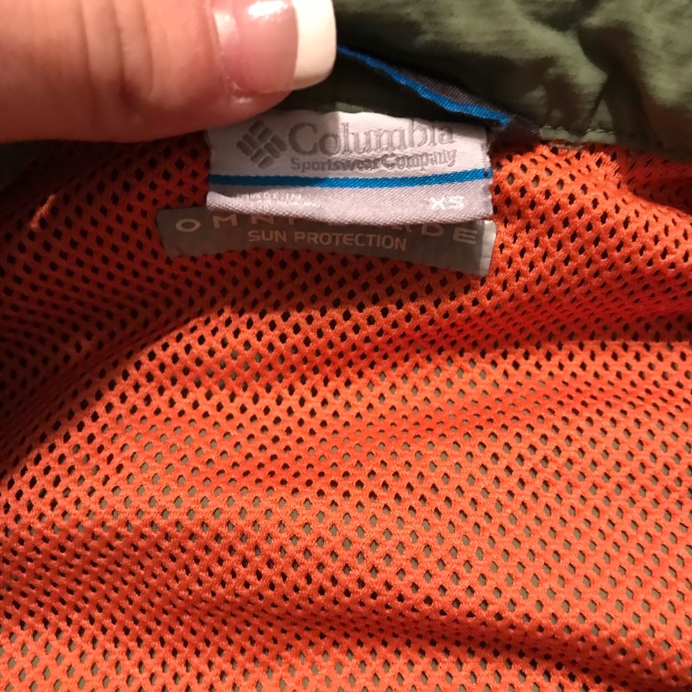 Boys xs columbia shirt